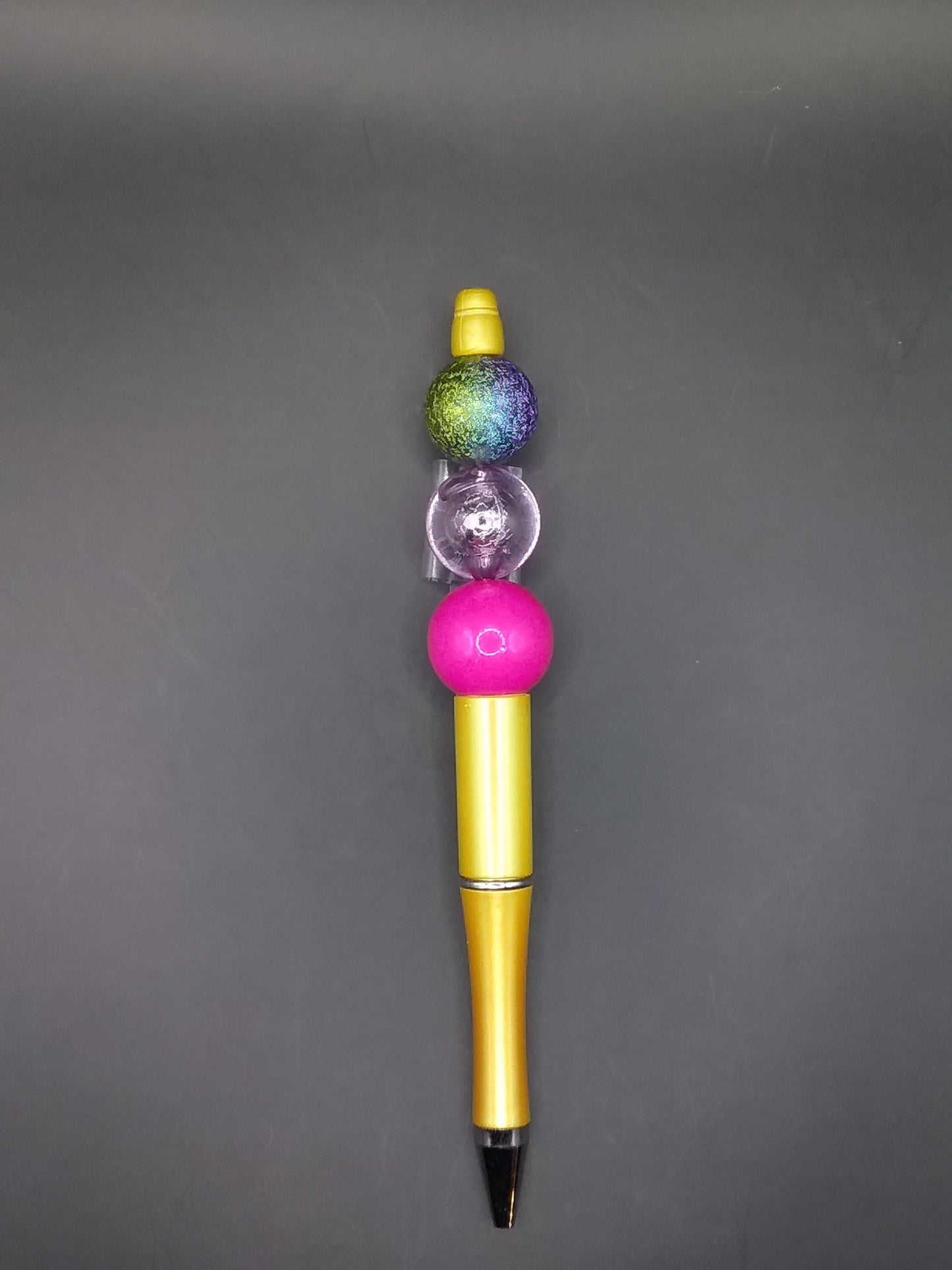 P72 Yellow Pen Pink and Purple Beads